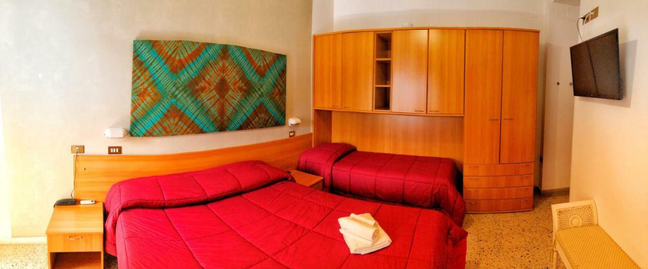 Amoha Hotel 2*
